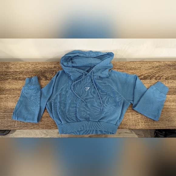 gymshark training cropped hoodie - Picture 2 of 2